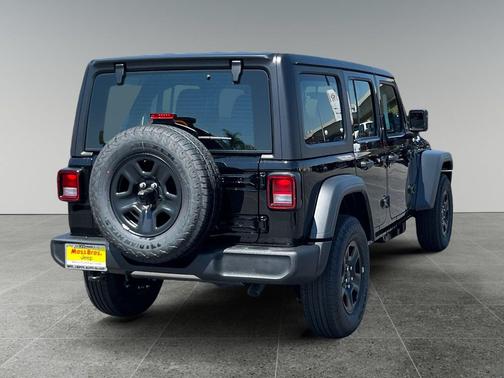 Black Clearcoat 2026 Jeep Wrangler Sport