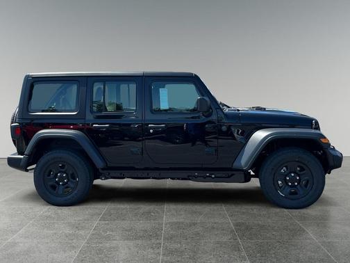 Black Clearcoat 2026 Jeep Wrangler Sport