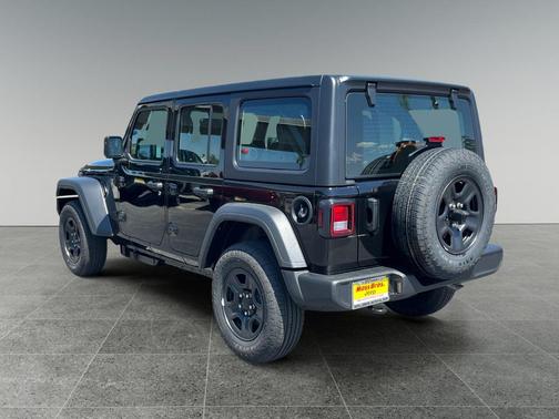Black Clearcoat 2026 Jeep Wrangler Sport