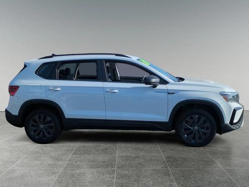 2022 Volkswagen Taos 1.5T S