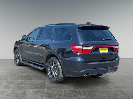 Night Moves 2026 Dodge Durango GT HEMI V8