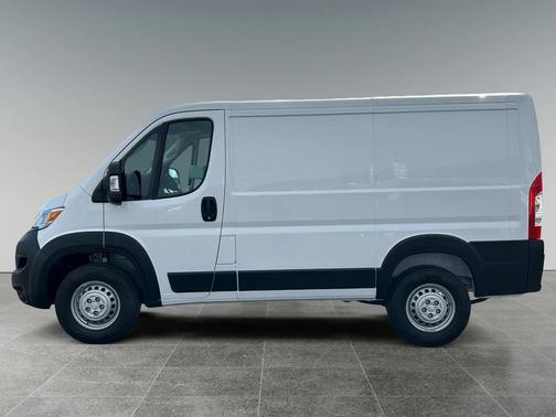 2026 RAM ProMaster 1500 Low Roof