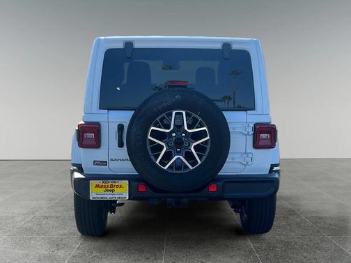 2025 Jeep Wrangler 4-Door Sahara 4x4