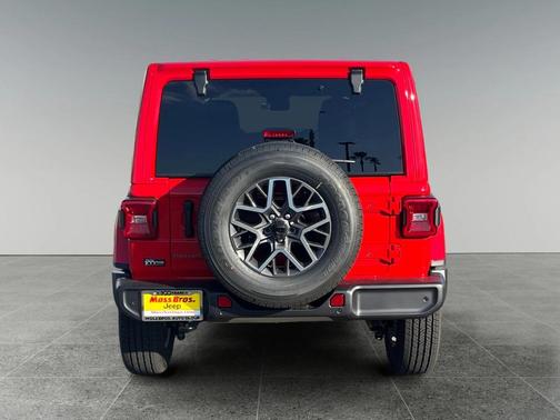 2025 Jeep Wrangler 4-Door Sahara 4x4