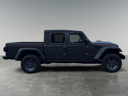 2026 Jeep Gladiator Mojave 4x4
