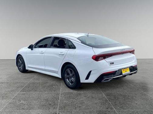 Glacial White Pearl 2023 Kia K5 LXS