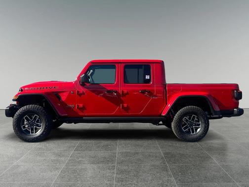 2025 Jeep Gladiator Mojave X
