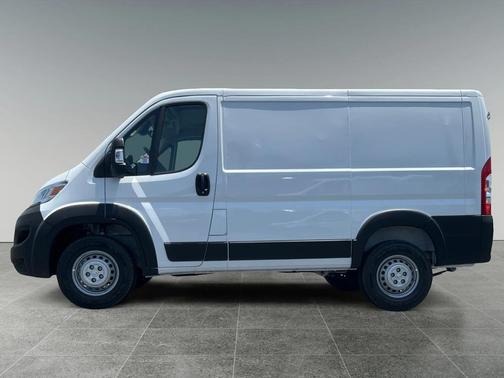 2025 RAM ProMaster 1500 Low Roof