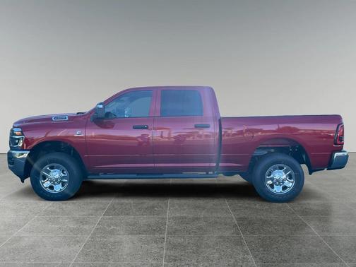 2026 RAM 2500 Tradesman Crew Cab 4x4 6'4' Box