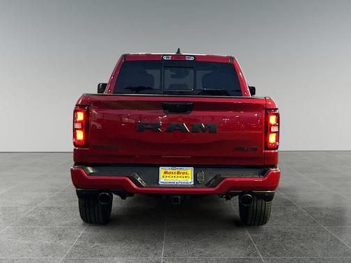 Molten Red Pearlcoat 2026 RAM 1500 Big Horn/Lone Star