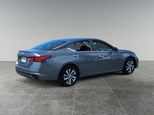 2024 Nissan Altima S FWD