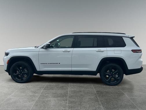 Bright White Clearcoat 2026 Jeep Grand Cherokee L Limited