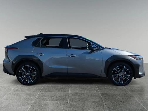 2024 Toyota bZ4X Limited