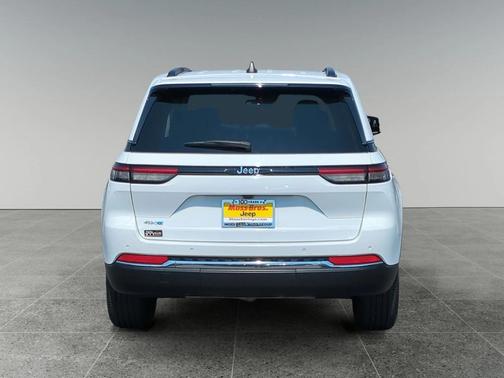2024 Jeep Grand Cherokee 4xe Base