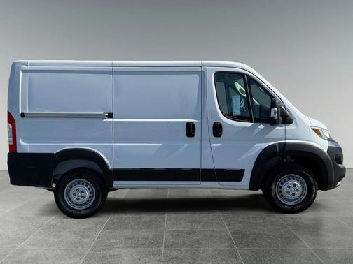 2026 RAM ProMaster 1500 Low Roof