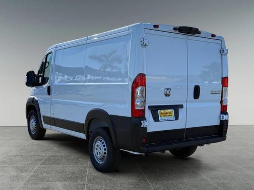 2026 RAM ProMaster 1500 Low Roof