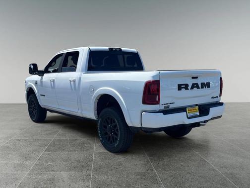 2025 RAM 3500 Limited Crew Cab 4x4 6'4' Box