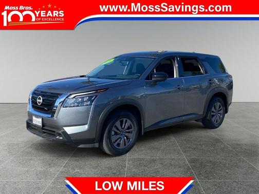 Gun Metallic 2025 Nissan Pathfinder S FWD