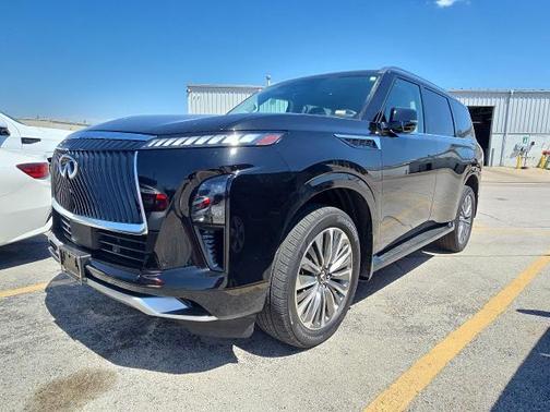 Diamond Black 2025 INFINITI QX80 SENSORY