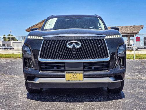 Diamond Black 2025 INFINITI QX80 SENSORY