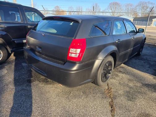 2006 Dodge Magnum SE 4dr Wagon