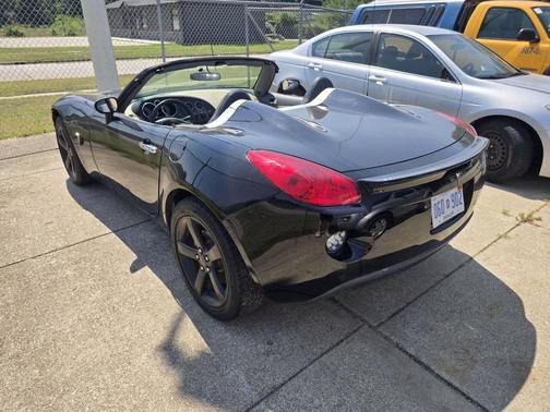 2007 Pontiac Solstice Base 2dr Convertible