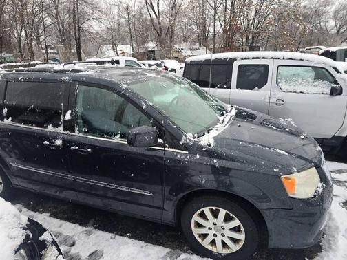 2013 Chrysler Town & Country Touring