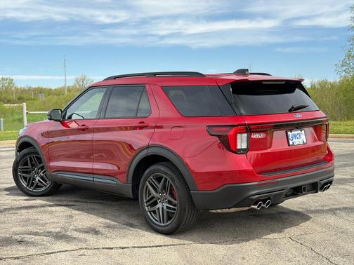 RAPID RED MET TINTED CC 2025 Ford Explorer ST