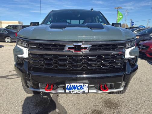 2025 Chevrolet Silverado 1500 ZR2