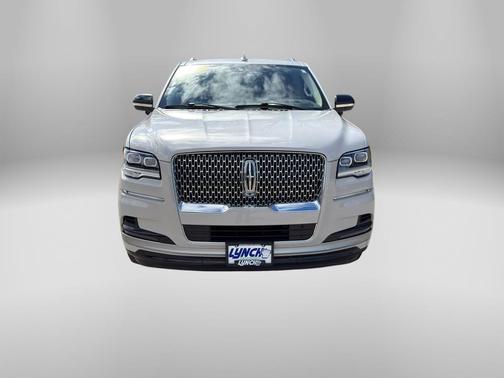 CERAMIC PEARL MET 3C 2024 Lincoln Navigator Reserve
