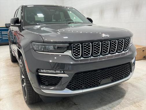 2022 Jeep Grand Cherokee 4xe Summit Reserve