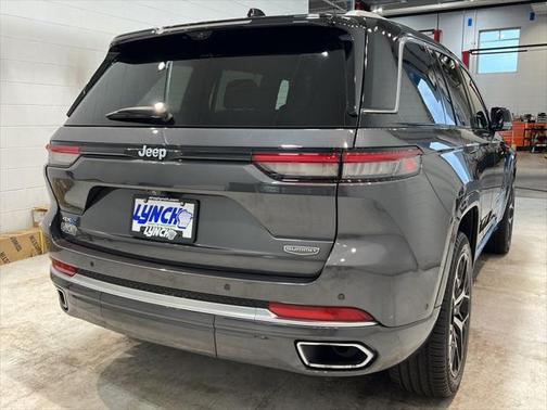 2022 Jeep Grand Cherokee 4xe Summit Reserve