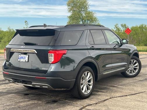 STONE BLUE METALLIC 2024 Ford Explorer XLT