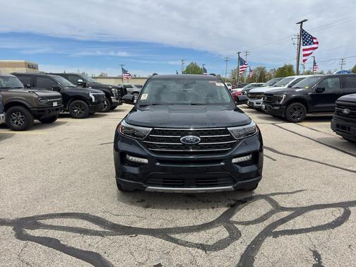 STONE BLUE METALLIC 2024 Ford Explorer XLT