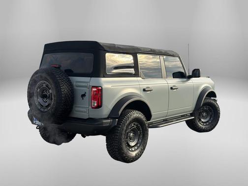 2022 Ford Bronco Black Diamond