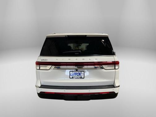 2023 Lincoln Navigator L Reserve