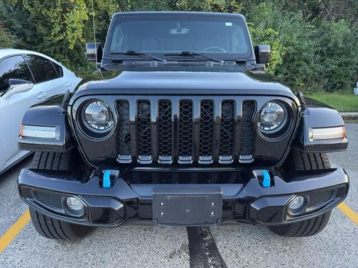 2023 Jeep Wrangler 4xe Sahara High Altitude