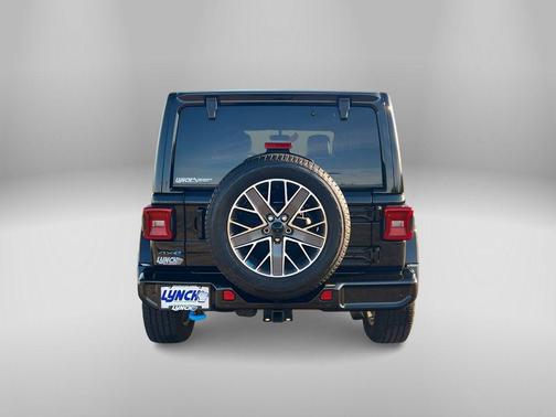 2023 Jeep Wrangler 4xe Sahara High Altitude