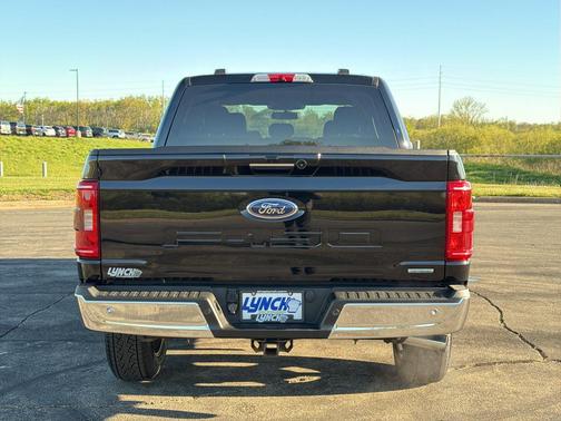 AGATE BLACK METALLIC 2021 Ford F-150 XLT