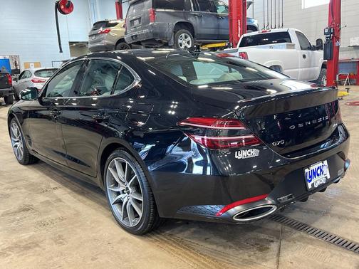 2025 Genesis G70 2.5T AWD