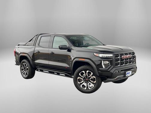 2025 GMC Canyon AT4