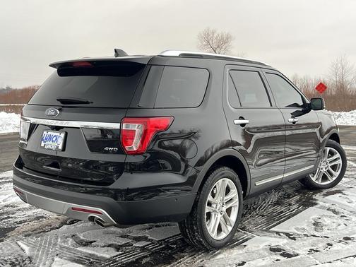 2017 Ford Explorer Limited