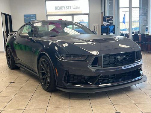 2025 Ford Mustang Dark Horse Fastback