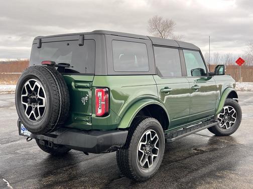 2023 Ford Bronco Outer Banks