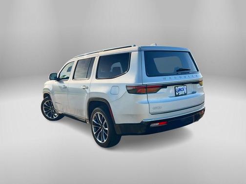 2022 Jeep Wagoneer Series III 4x4