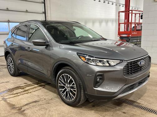 2024 Ford Escape PHEV Base