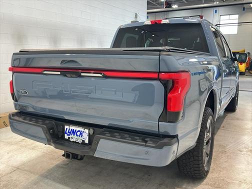 2023 Ford F-150 Lightning LARIAT
