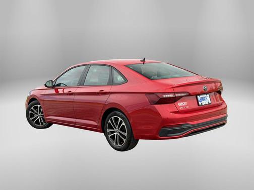 Kings Red Metallic 2024 Volkswagen Jetta 1.5T Sport