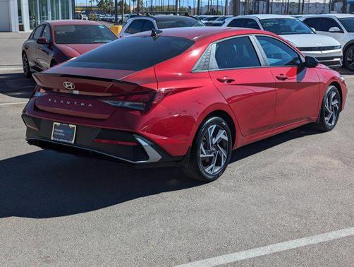 2025 Hyundai ELANTRA Sport