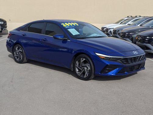 2025 Hyundai ELANTRA SEL